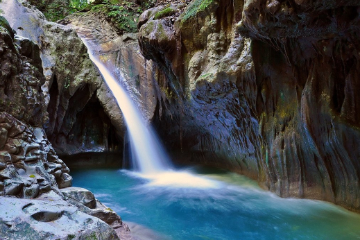 Charcos de Damajagua: ¡Sumérgete en una Aventura Acuática Inolvidable!